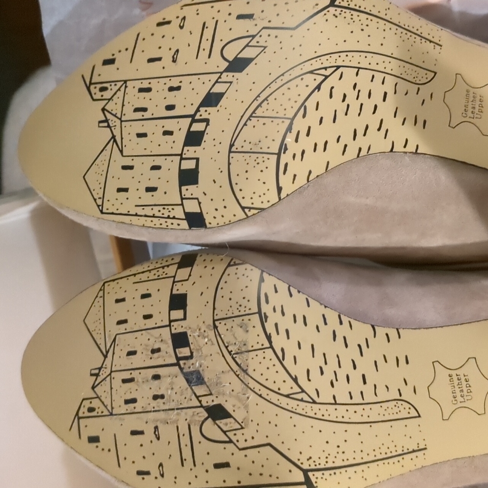 Bella~Vita Nerissa Short Ankle Booties - Picture 7 of 10